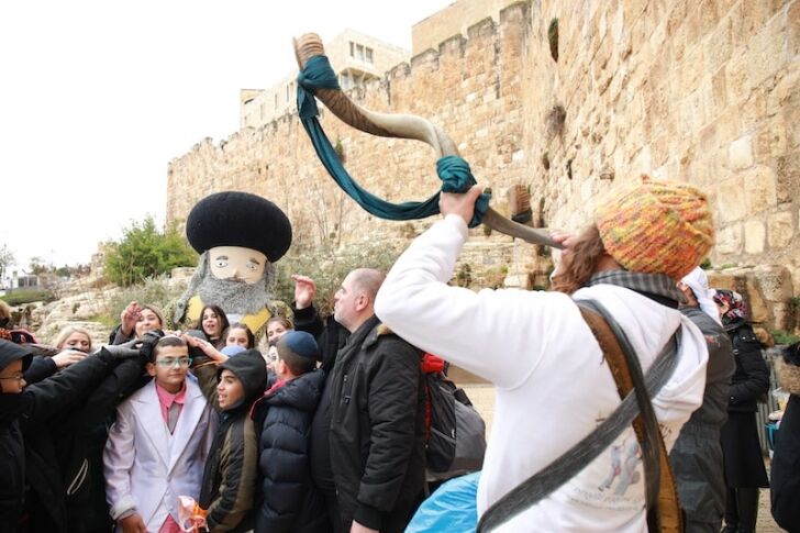שופרות בכותל
