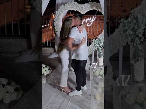 רגעים מהצעת נישואין מרגשת בירושלים
