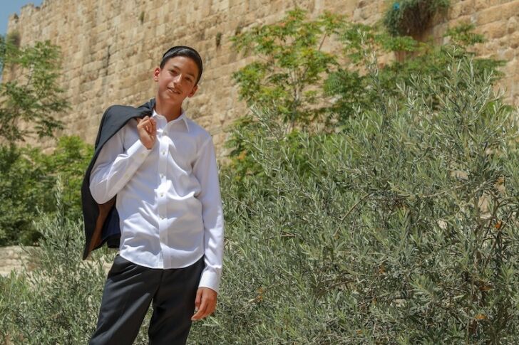 לחגוג בר מצווה בכותל המערבי
