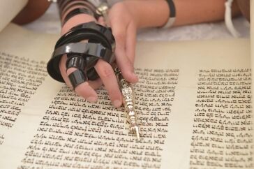 תמונה סדנת סת״ם בכותל