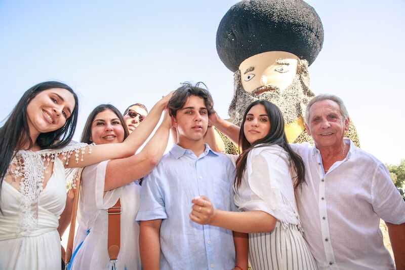 מתופפים בכניסה לכותל