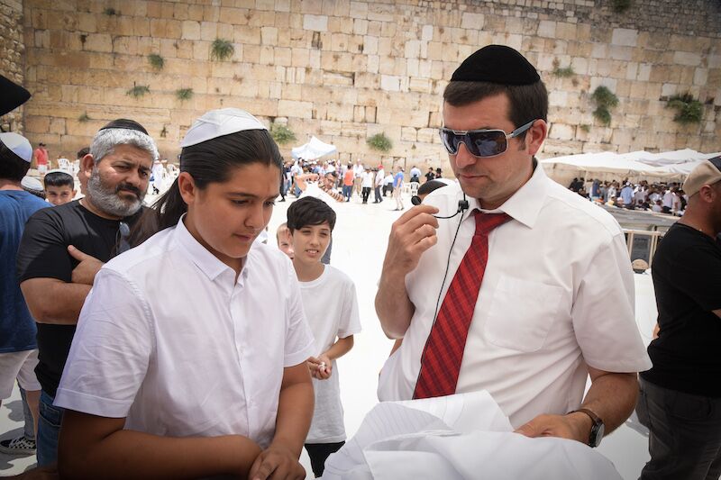 עקיבא גיגי פייטן לבר מצווה
