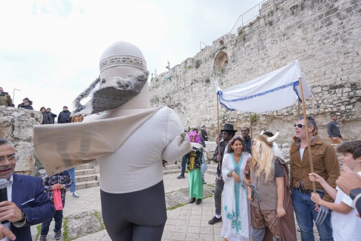 בובת חסיד לבר מצווה
