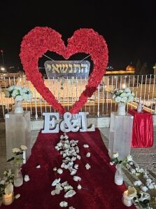 הצעת נישואין רומנטית בירושלים