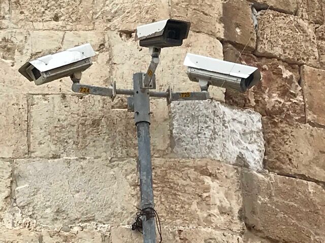 מצלמות הבטחה
