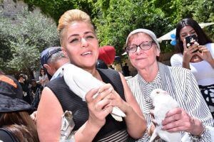 הפרחת יונים לבר מצווה