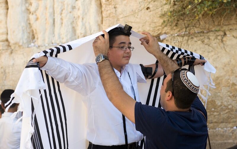תמונה של צלם בעבודה