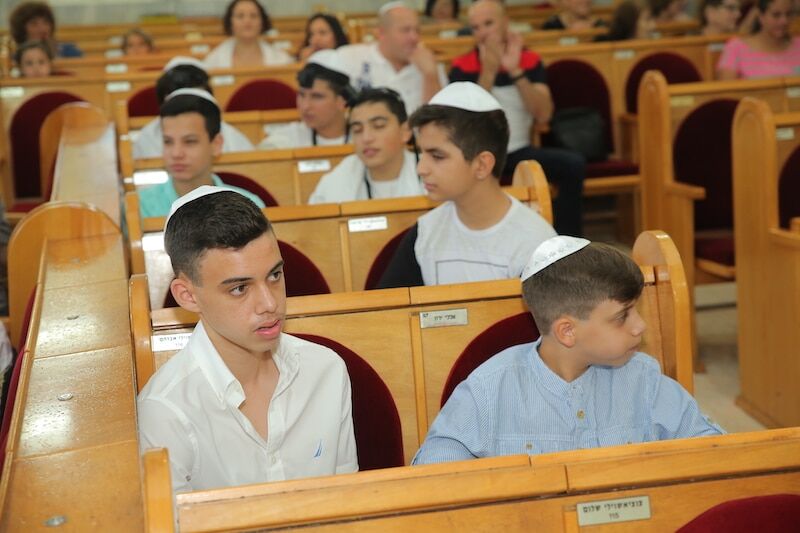 בית כנסת לשבת חתן בכותל